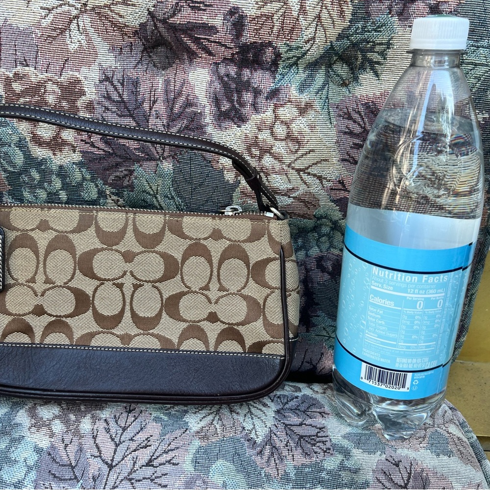 Coach Brown and Cream mini bag - Picture 2 of 7